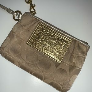 Coach poppy wristlet